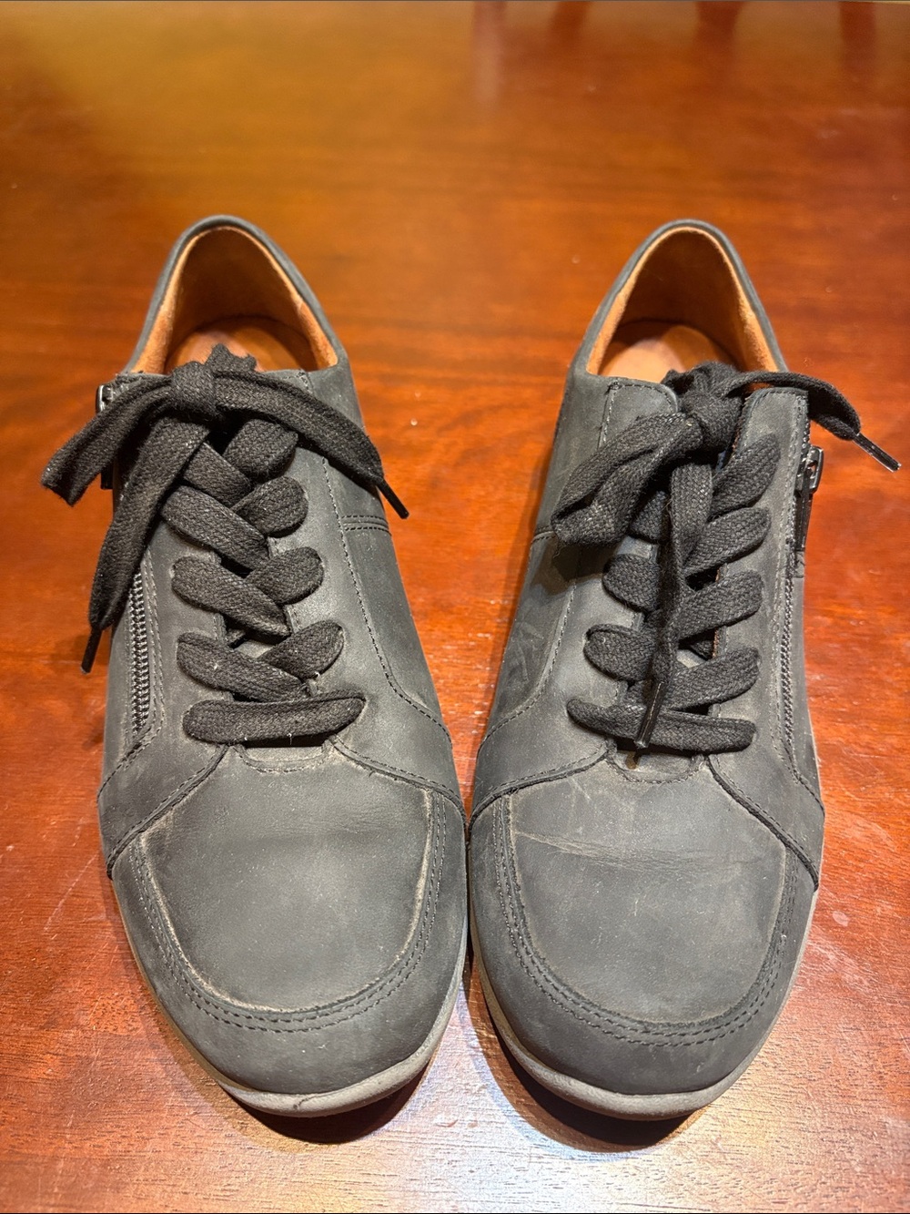 Vionic Abigail Black Women's Lace-Up Sneakers with Side Zip